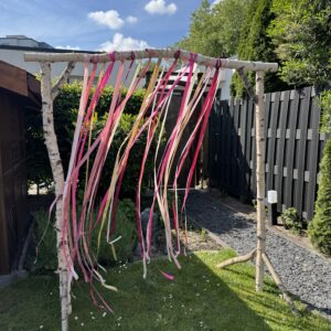 Bunte Bänder für Traubogen