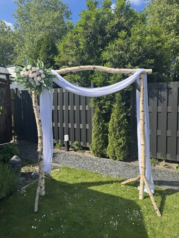 Rosenzauber Traubogengesteck – Bild 3
